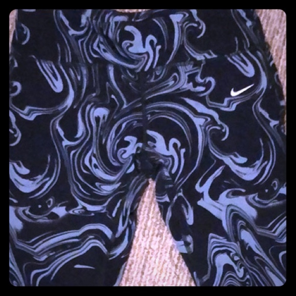 Nike 7/8 length pants